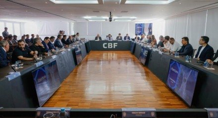 Dirigentes da CBF e representantes dos 20 clubes da Série A aprovaram os detalhes da competição, em reunião, nesta quarta-feira (12)