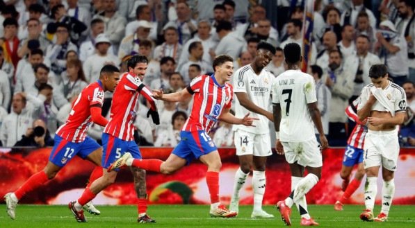 Atlético de Madrid e Real Madrid em jogo da Champions League 2024/25