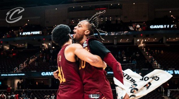 Rodada de apenas quatro jogos da NBA na noite dessa terça-feira (11). Com direito a mais uma vitória do líder Cavaliers e jogos disputados na parte de cima da tabela. O líder da Conferência Leste, Cleveland Cavaliers, venceu mais uma partida na liga e chegou à marca de&amp;#160;15 vitórias consecutivas, no triunfo sobre a equipe [&amp;#8230;]