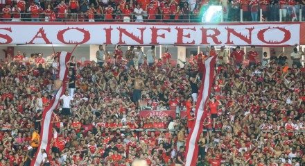 A torcida colorada esgotou os ingressos para o Gre-Nal deste domingo, às 16h, no Beira-Rio. O clube divulgou orientações para a partida.