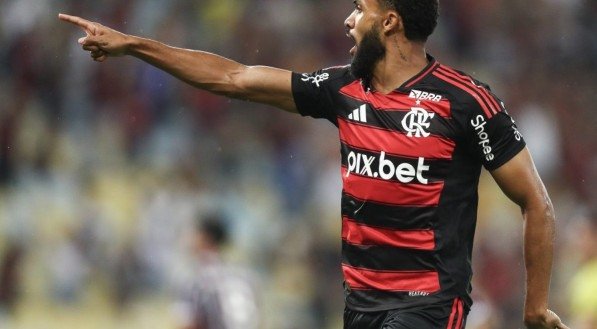 Atacante marcou o gol que deu vantagem para o Flamengo no segundo jogo da final do Carioca 