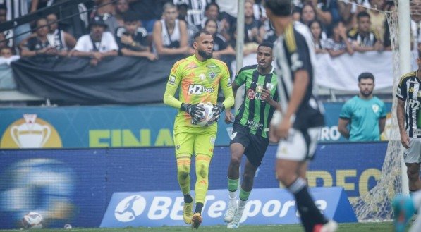 Atlético-MG segura pressão do América-MG e levanta a taça do Campeonato Mineiro 2025