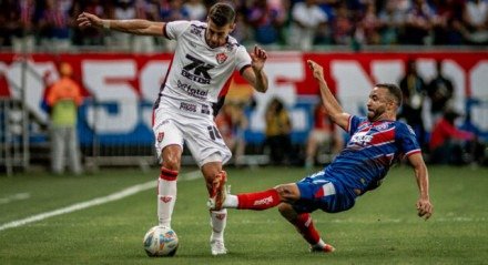 Bahia e Vitória disputaram o jogo de ida da final do Campeonato Baiano de 2025, neste domingo (16), na Fonte Nova.