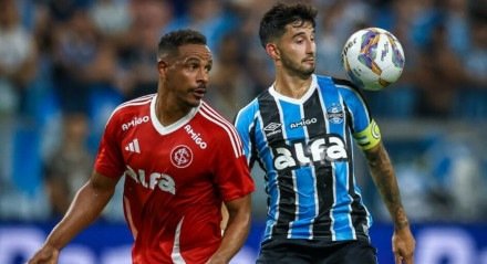 Internacional e Grêmio se enfrentaram neste domingo (16), no Beira-Rio, no jogo de volta da final do Campeonato Gaúcho. O Colorado empatou por 1 a 1, garantindo o título estadual após a vitória no primeiro jogo por 2 a 0. A equipe comandada por Gustavo Quinteros não conseguiu reverter o placar. Atuações do Grêmio Tiago [&#8230;]