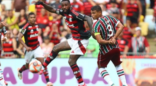 Com muita pressão durante a partida, a equipe de Filipe Luís conseguiu impor o bom futebol apresentado em toda a competição e assegurou o resultado de ida.