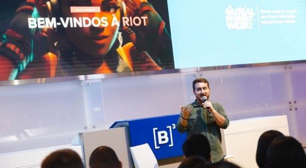 Gerente Geral da Riot no Brasil falou em evento anual da B3 de educação financeira para jovens, que aconteceu na manhã desta segunda (17), em SP
