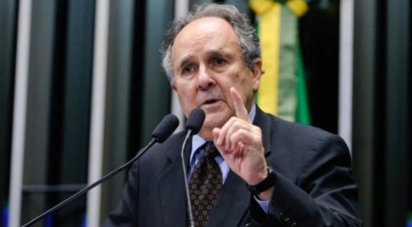 Imagem de Cristovam Buarque