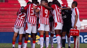 Equipe do Náutico reunida nos Aflitos