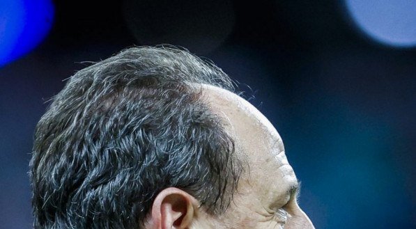 Rogério Ceni se tornou o único treinador do século a alcançar 100 jogos seguidos no comando do Tricolor, após o triunfo diante do CSA, pela Copa do Nordeste, na noite da última quarta-feira (19).