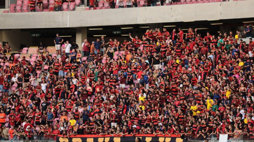 Imagem da torcida do Sport na Arena de Pernambuco