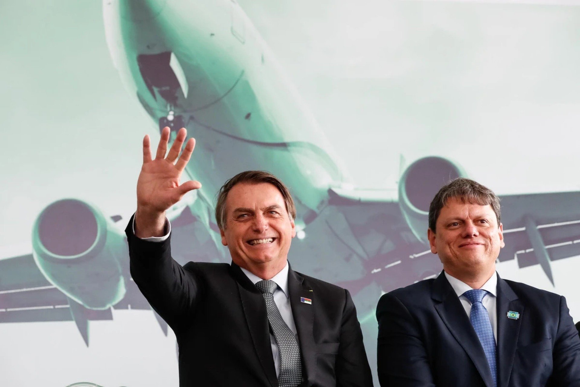 Foto da capa: Cena Política