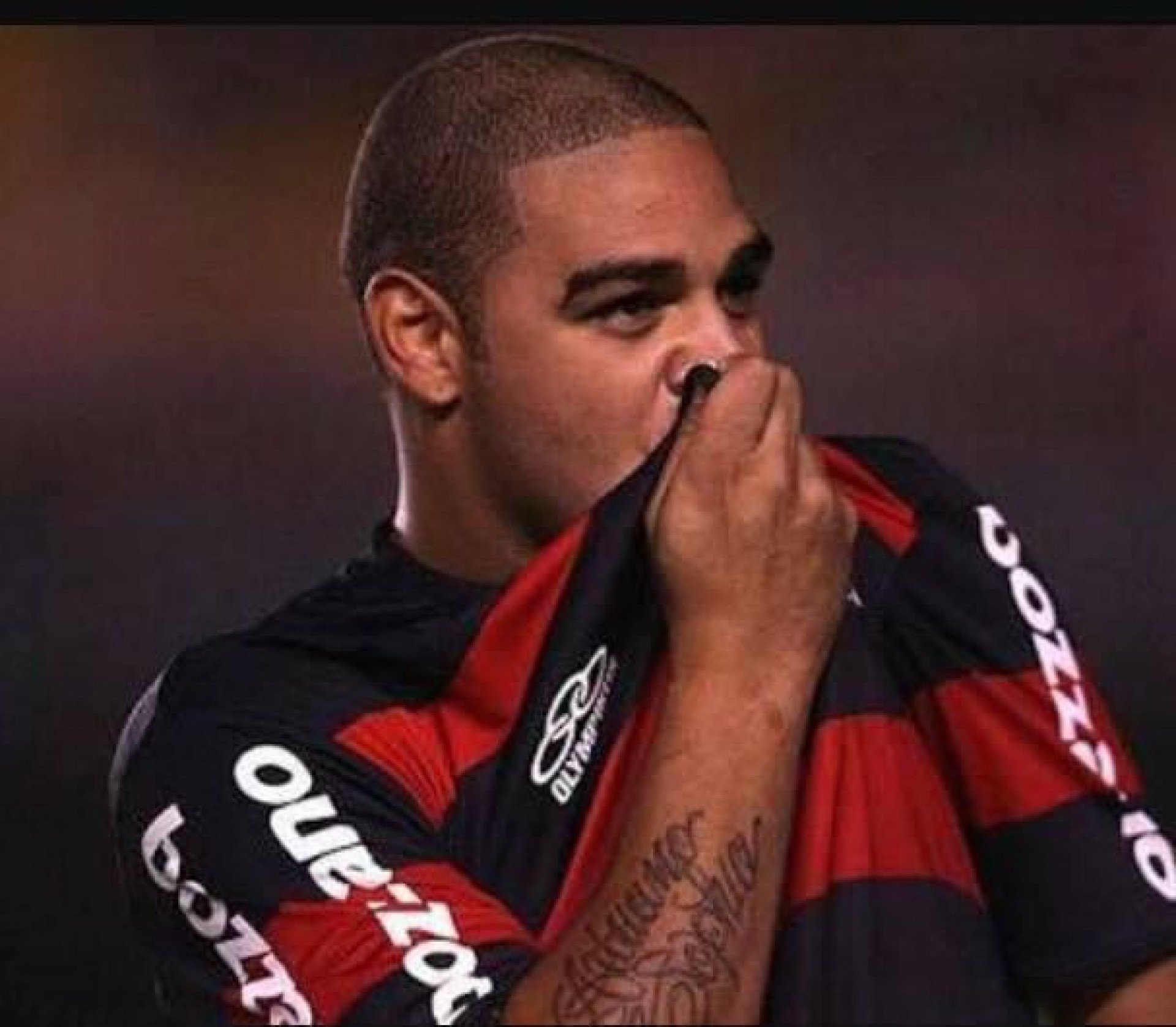 O rubro-negro se prepara para o início da competição no próximo sábado, contra o Inter; relembre momentos marcantes do Fla no Brasileirão