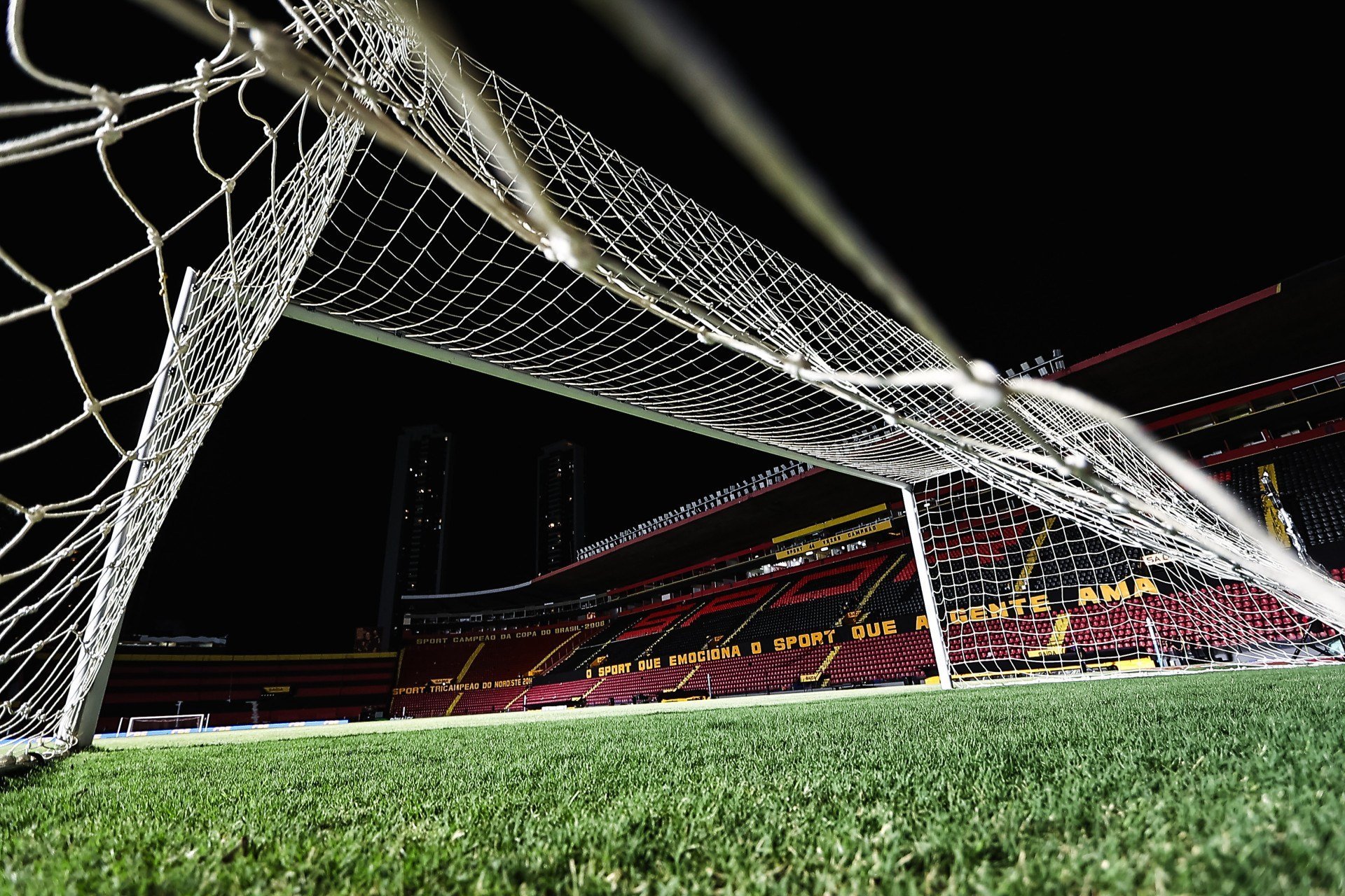 Bastidor do Sport: troca de faixa de capitão antes de jogo teria causado desconforto