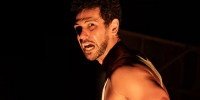 Foto de Amaury Lorenzo no espetáculo A Luta