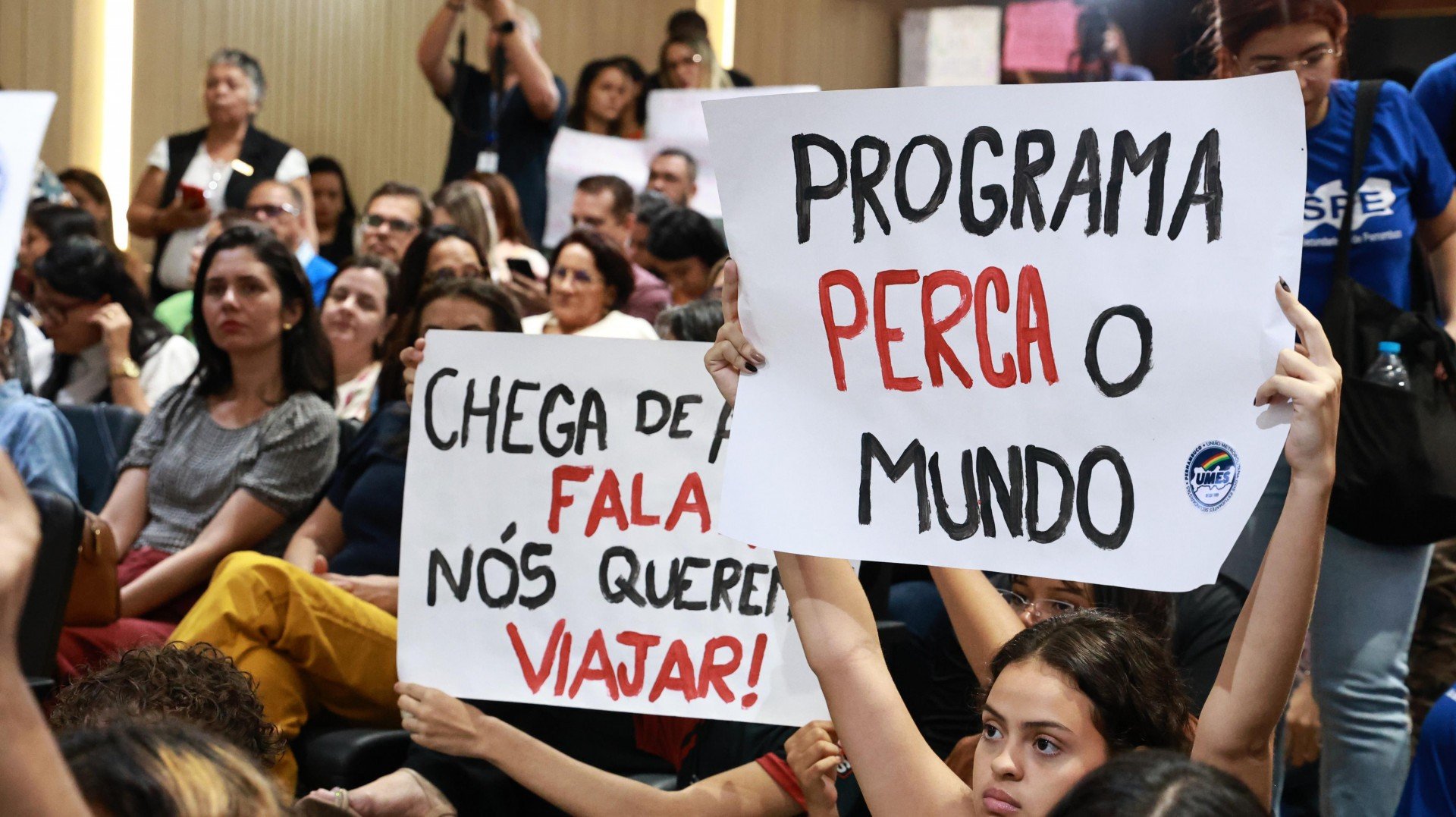 Foto da capa: Enem e Educação