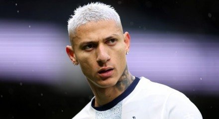 O nome da vez analisado pela diretoria rubro-negra é Richarlison, atualmente no Tottenham