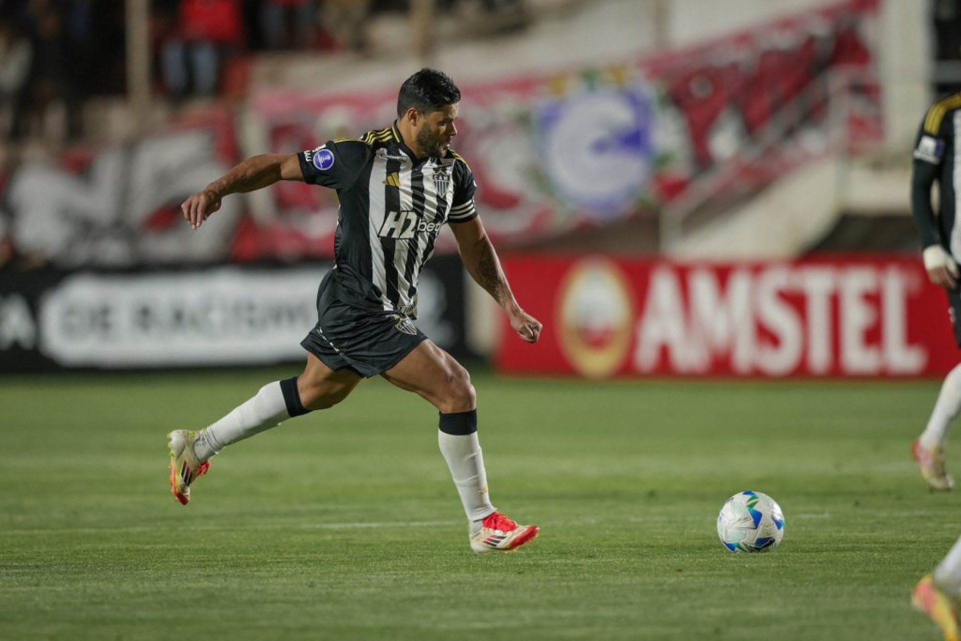Atlético-MG sofre com altitude e empata sem gols com Cienciano na estreia