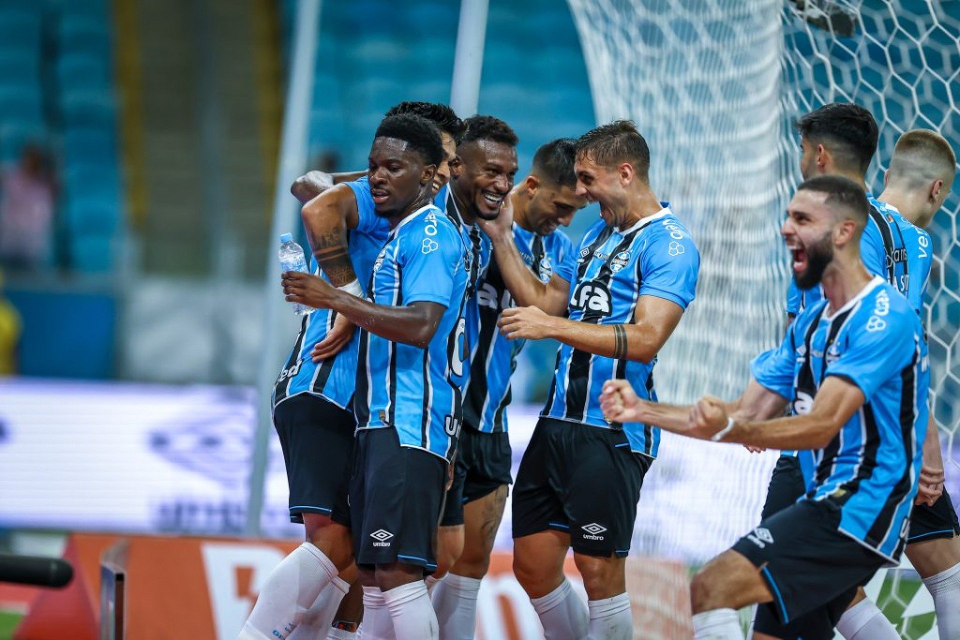 Grêmio tenta a segunda vitória na Sul-Americana