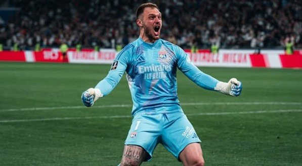 Lucas Perri, goleiro do Lyon