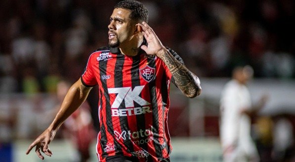 Wellington Rato, meia do Vitória, que é mandante do jogo contra o Fortaleza pela 4ª rodada do Brasileirão