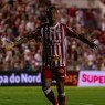 Vinícius, atacante do Náutico, em comemoração de gol na temporada