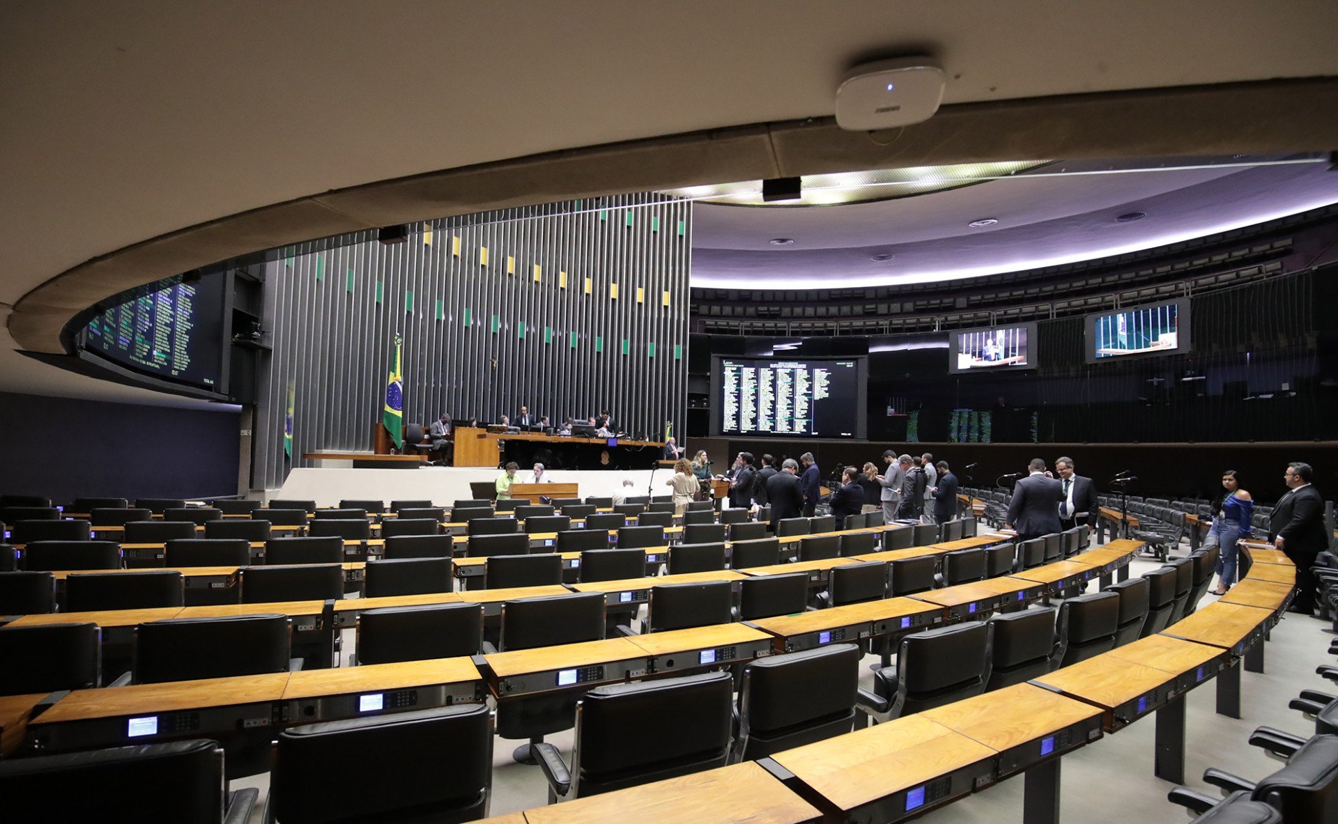 Foto da capa: Cena Política
