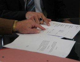 Assembleia sobre megaprojeto  na sede do Clube Português