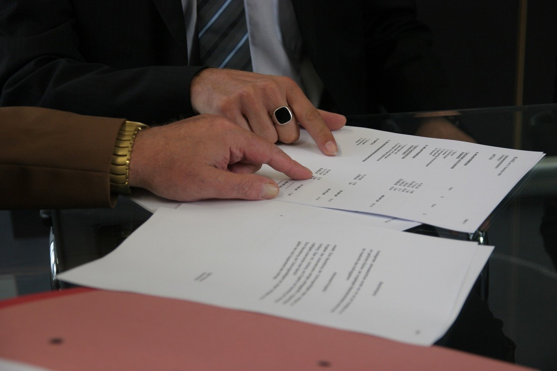 Assembleia sobre megaprojeto  na sede do Clube Português