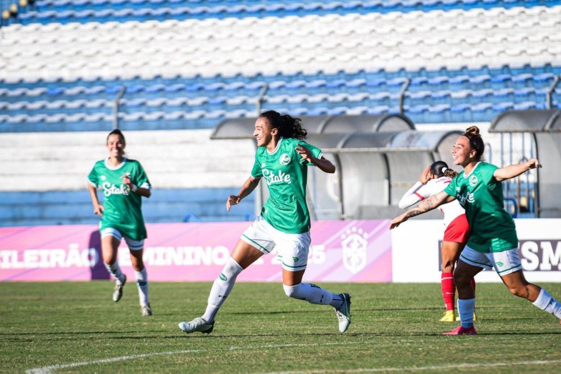 Jaielly marcou o único gol da partida, selando o triunfo das Esmeraldas