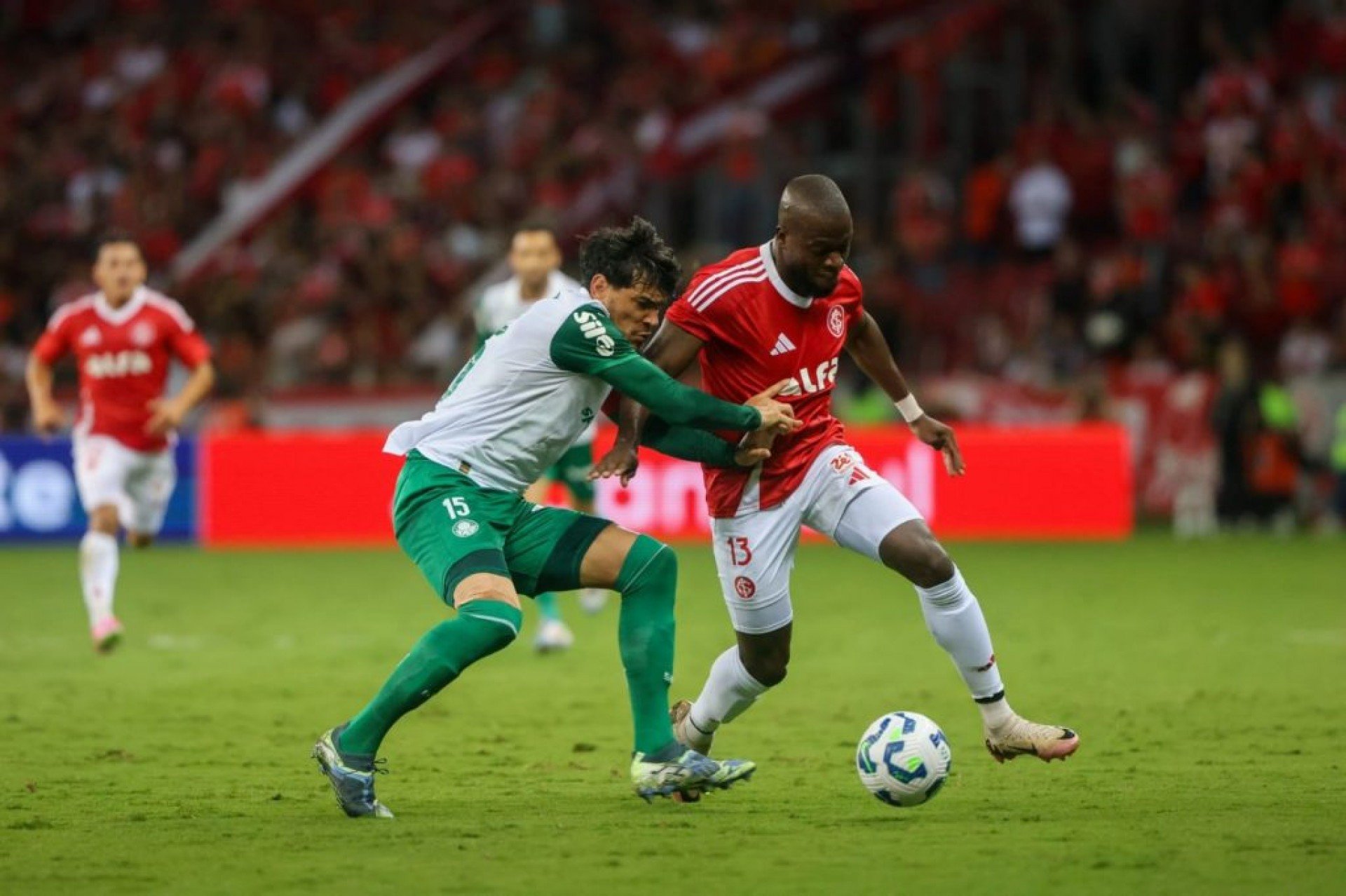 Atuações ENM: Colorado tropeça no Beira-Rio