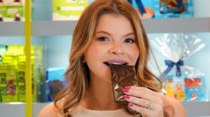 A dermatologista Marina Coutinho orienta sobre o consumo moderado e consciente do chocolate