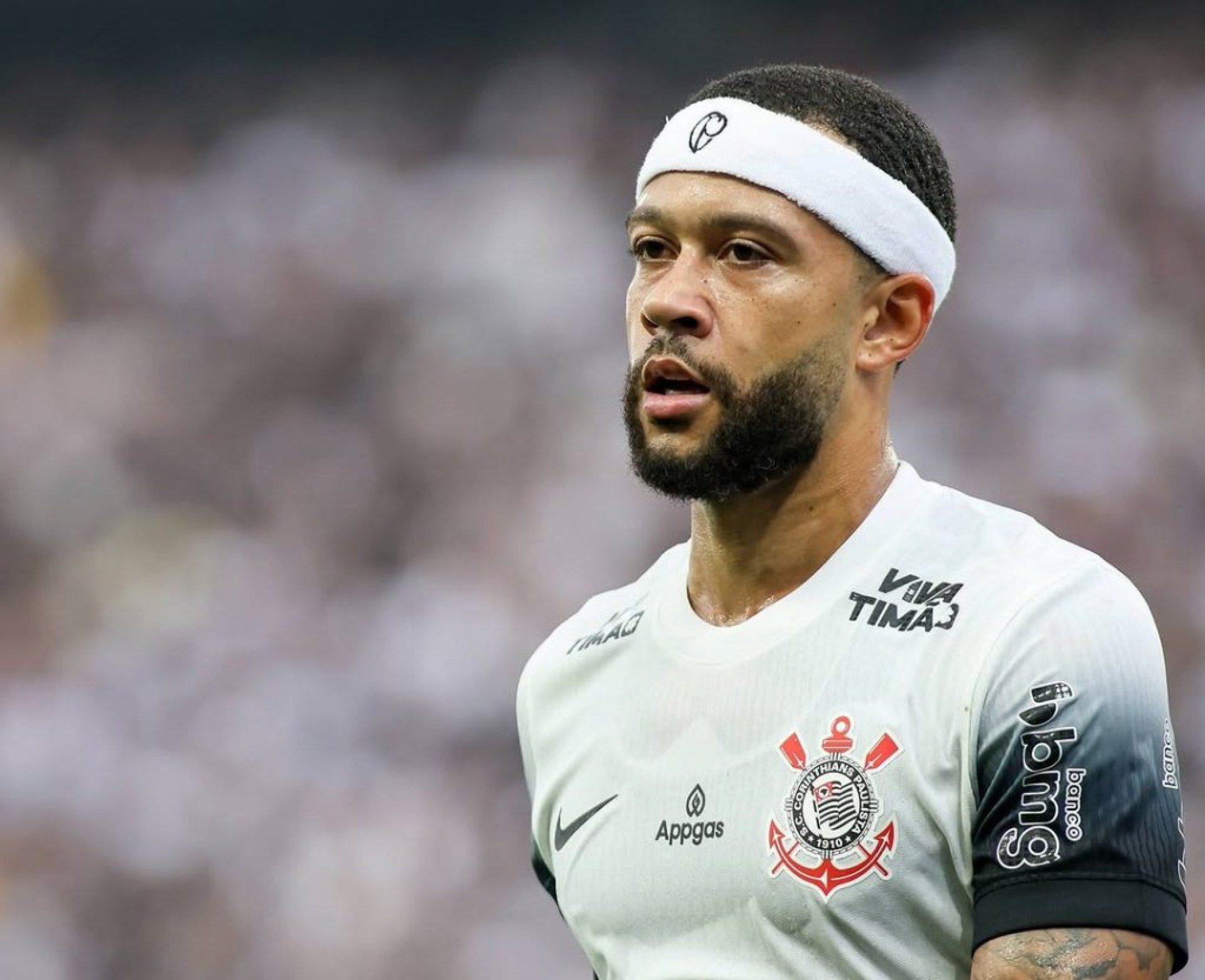 Após vencer o Sport pela 5ª rodada do Brasileirão, Memphis chegou ao segundo 'doblete' com a camisa do Corinthians, marcando dois gols no mesmo jogo