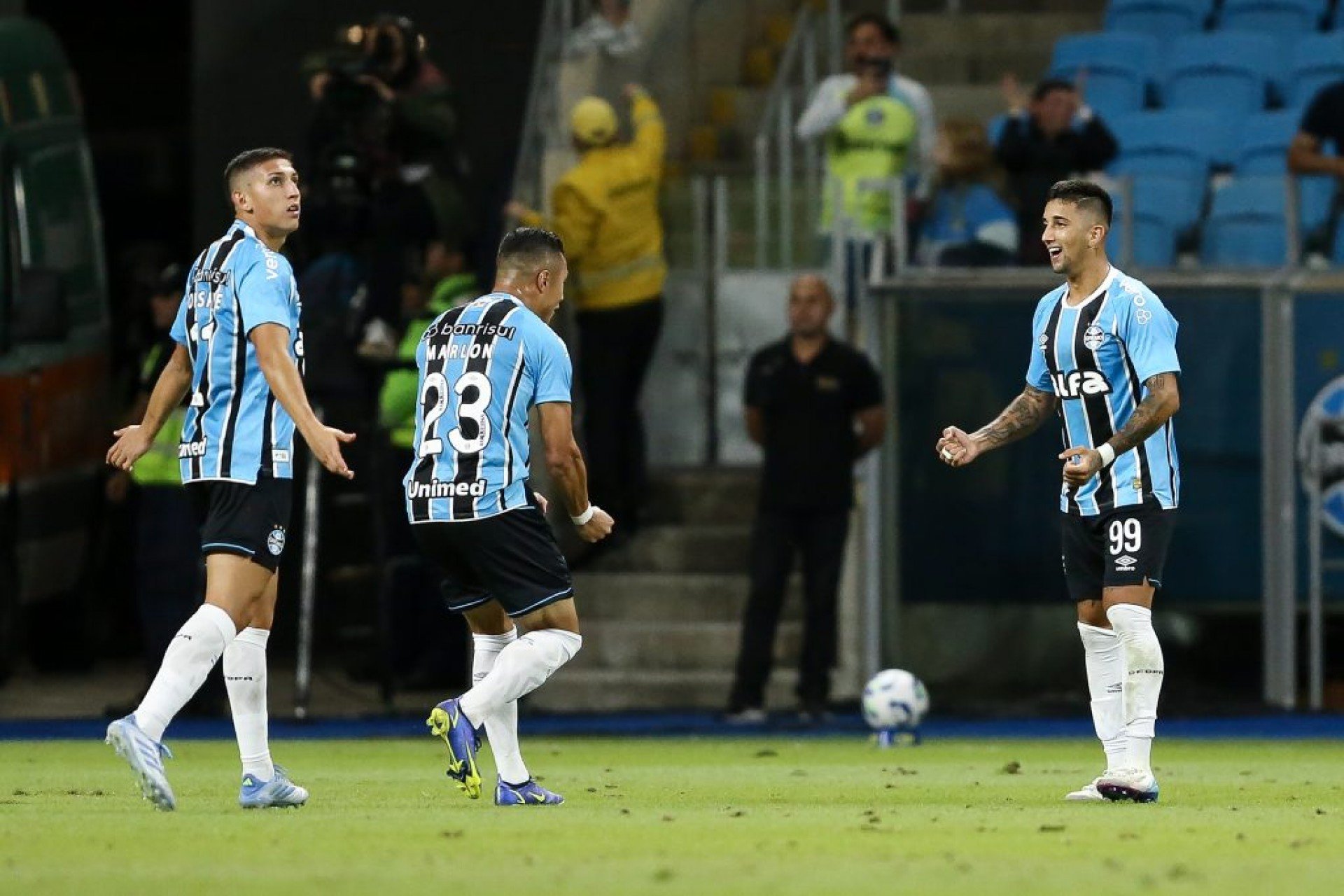 Confira as notas e destaques do elenco gremista no clássico gaúcho pelo Campeonato Brasileiro