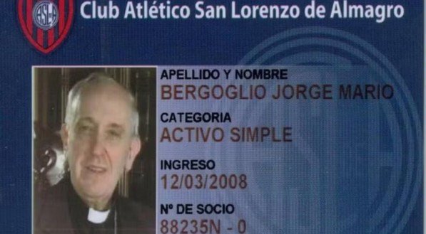 Carteirinha de sócio do Papa Francisco no San Lorenzo