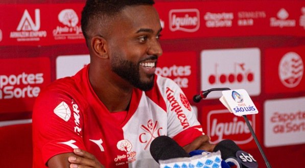Kelvin, atacante do Náutico