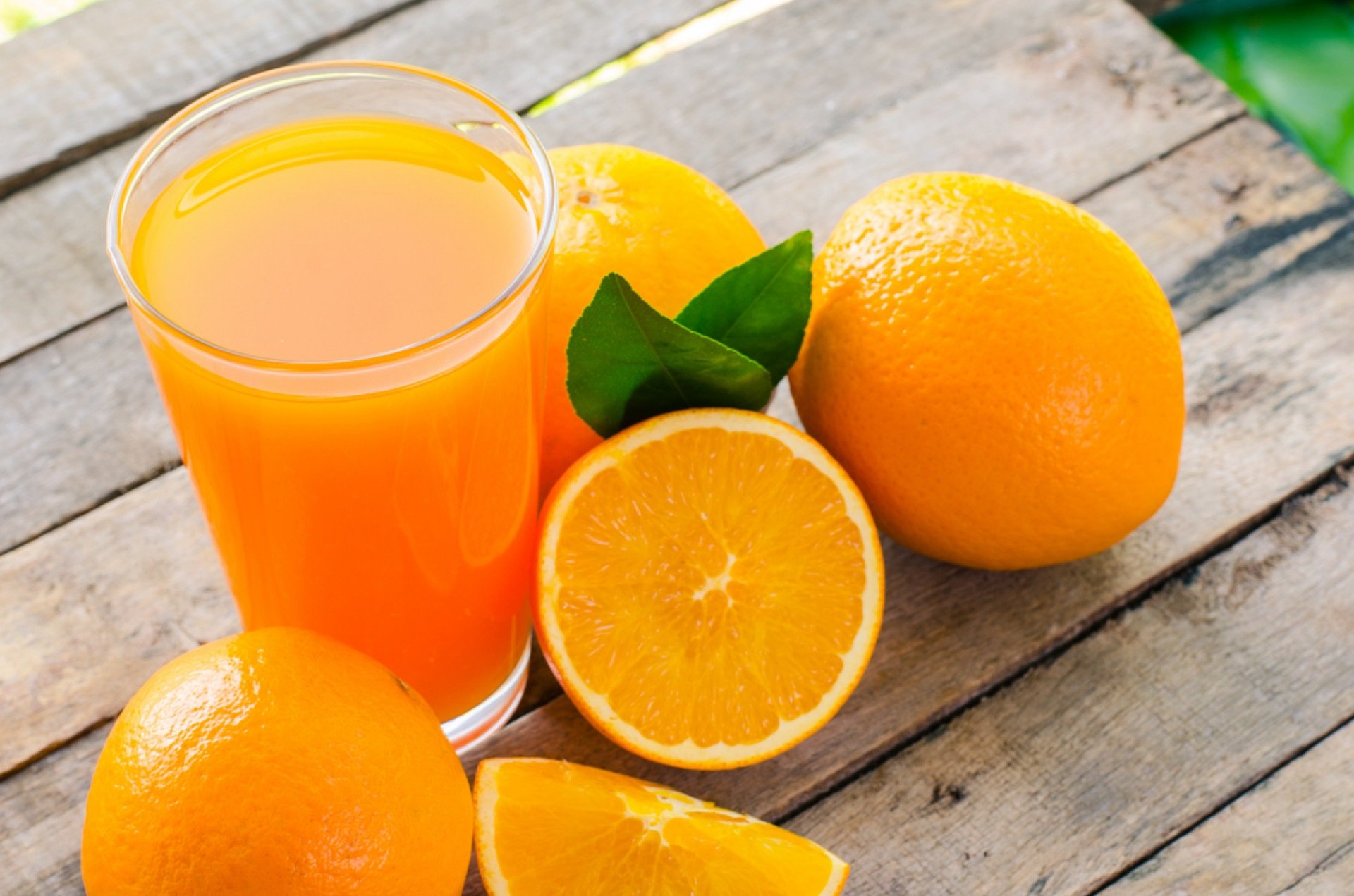 Aprenda a fazer o suco de laranja natural perfeito!