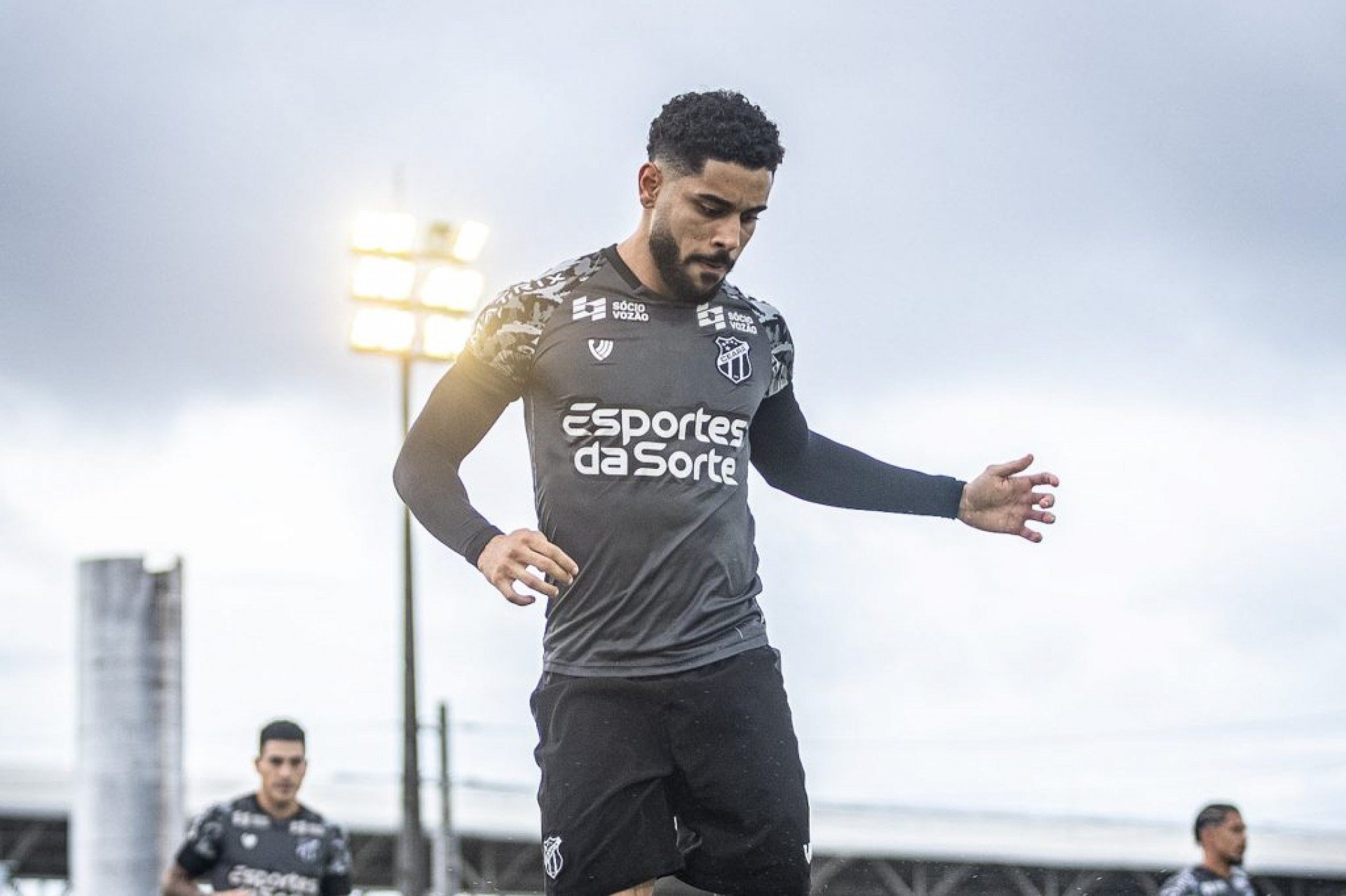 Vozão recebe o Tricolor Paulista no próximo sábado (26), pela 6ª rodada do Brasileirão. A bola rola às 18h30 na Arena Castelão.