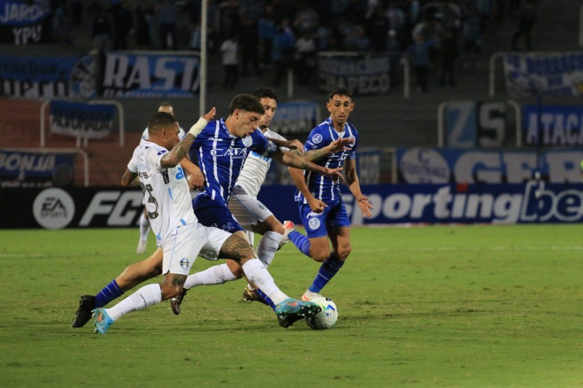 Grêmio empata com o Godoy Cruz pela Sul-Americana