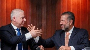 Carlos-Lupi e Alessandro-Stefanutto presidente do INSS.