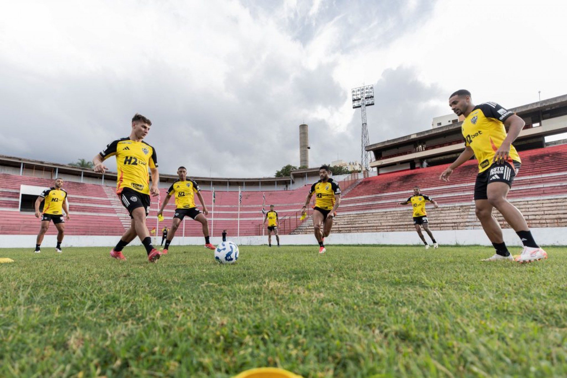 Atlético-MG busca a primeira vitória fora de casa, contra debutante do campeonato Brasileiro 