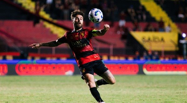 Imagem de Lucas Lima no jogo do Sport contra o Fortaleza