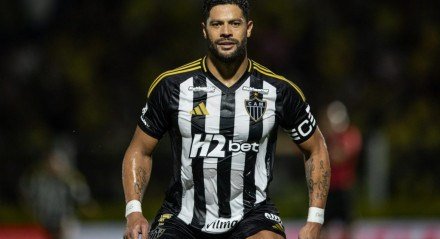 Hulk é decisivo, mas reclama de arbitragem: “Eu nem olhei pra ele”