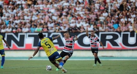 Thiago Galhardo, atacante do Santa Cruz