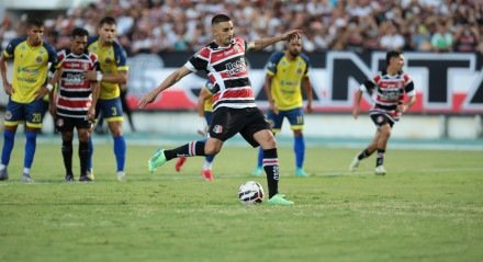 Thiago Galhardo, atacante do Santa Cruz