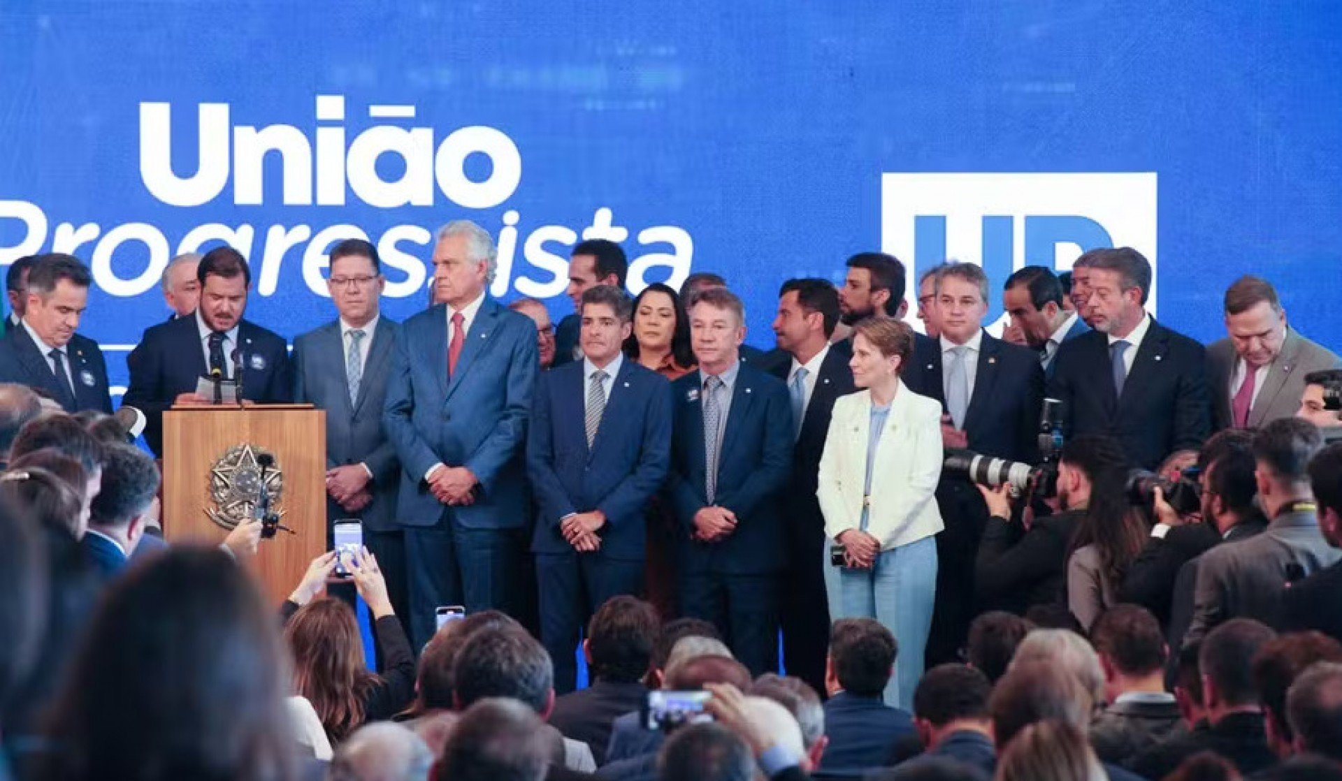 Foto da capa: Política