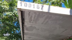 Paradas de ônibus destruídas e sem manutenção