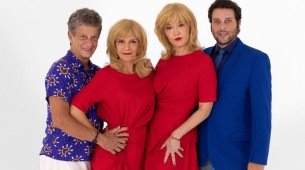 Elenco do espetáculo 'Simples Assim', dirigido por Ernesto Piccolo