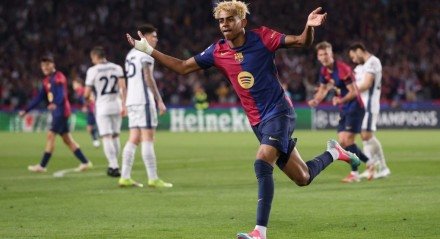Barcelona e Inter fazem jogaço e empatam no jogo de ida da semifinal da Champions