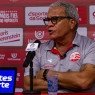 Hélio dos Anjos em entrevista coletiva pelo Náutico