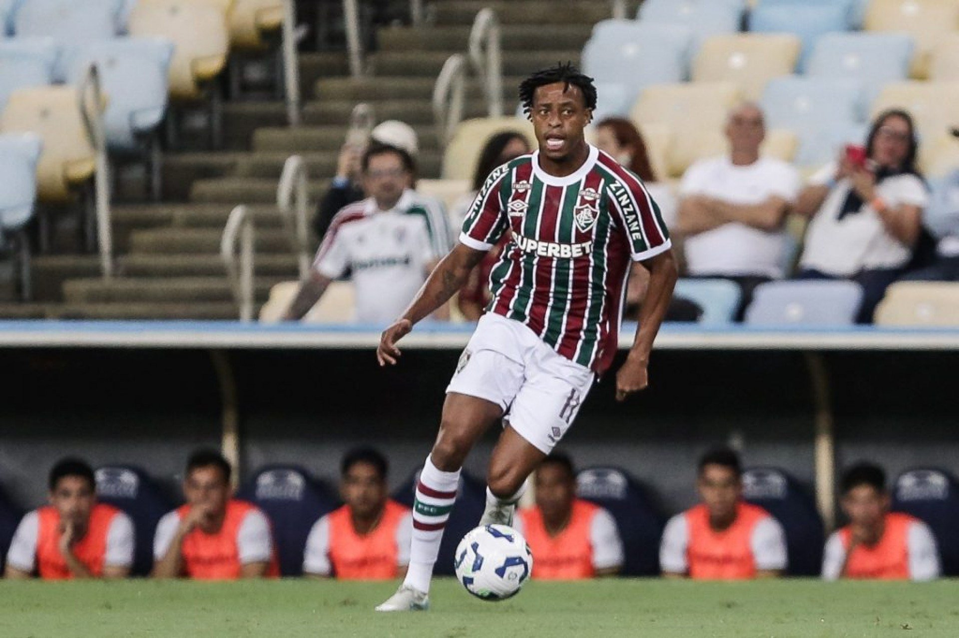 Tricolor vence Aparecidense, obtendo boa vantagem para a partida de volta da Copa do Brasil.